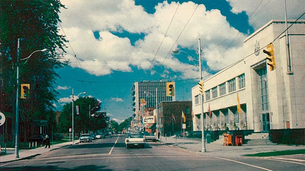 Cornwall Community Museum and Archives, Cornwall, Ontario, Canada, St. Lawrence River, Temporary Exhibits, Cornwall Public Library